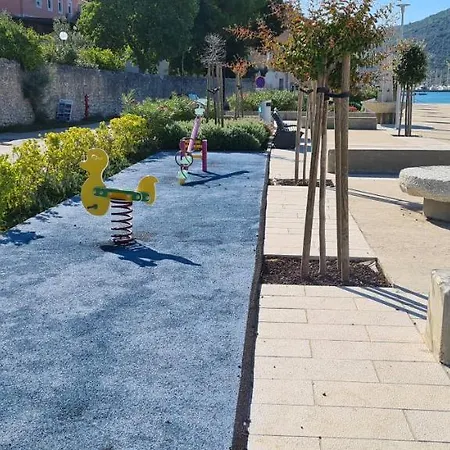 Loreta Apartman Cres