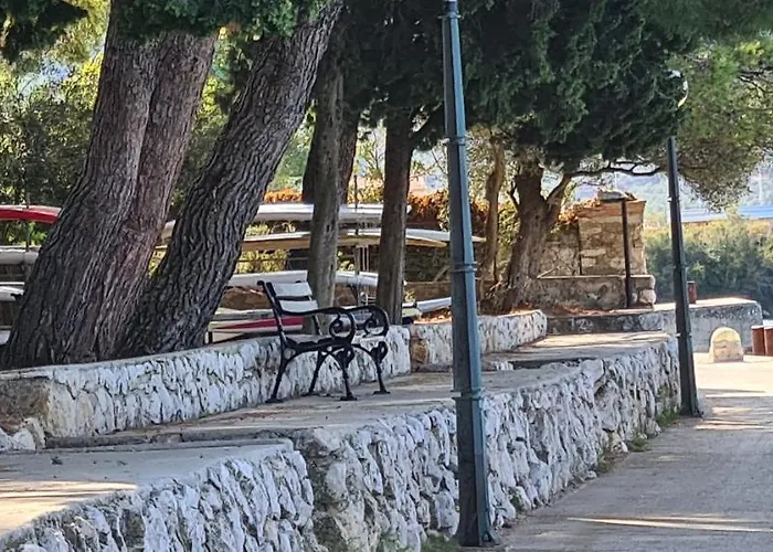 Loreta Apartment Cres